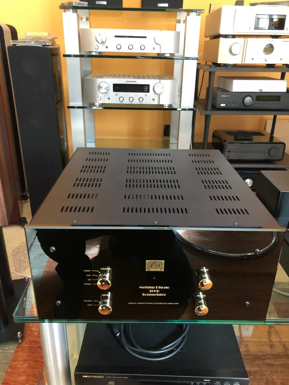 s-l1600